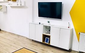 Apartament Vladis